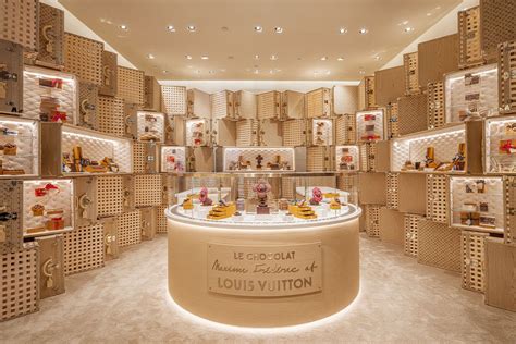 louis vuitton cioccolateria|louis vuitton chocolate shop 2023.